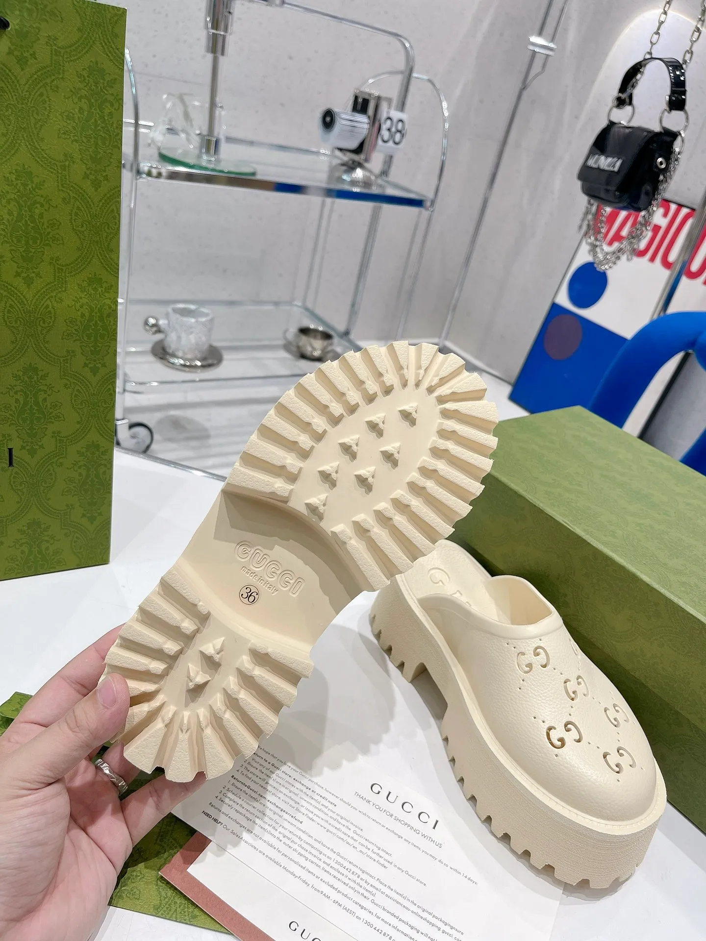 👟👟Ex-factory price 360👟👟 Women's Shoes Women's Clothing Women's Shoes Women's Clothing Women's Shoes Women's Clothing Women's Shoes Factory Women's Shoes Women's Clothes Women's Shoes Women's Clothing GUCCI Gucci 2023 Counter Early Spring Counter Highest Limited Counter New Gucci Punched and Carved Crocs Celebrity Blogger Outfits Xiaohongshu Recommendations Original Mold Purchasing Version Original Punched and Carved Water table: 5.0CM Size: 35-45#